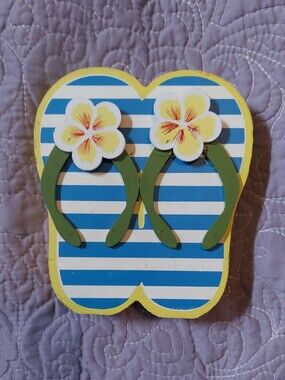 Flip-Flops Painted Wood Room Table Or Shelf Decor 5 X 4 X 1 Inches LIKE NEW!
